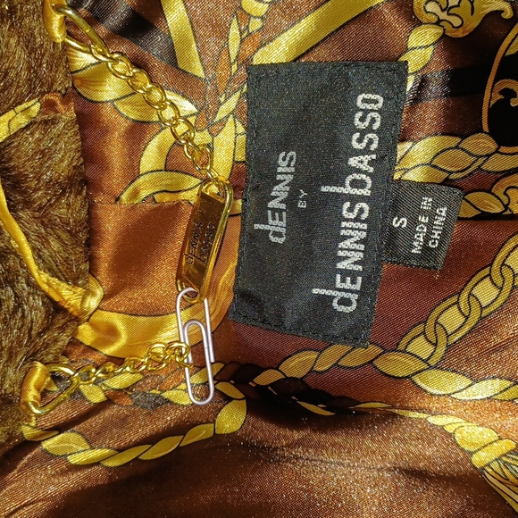 Dennis Basso Luxe faux fur coat. - Picture 13 of 13